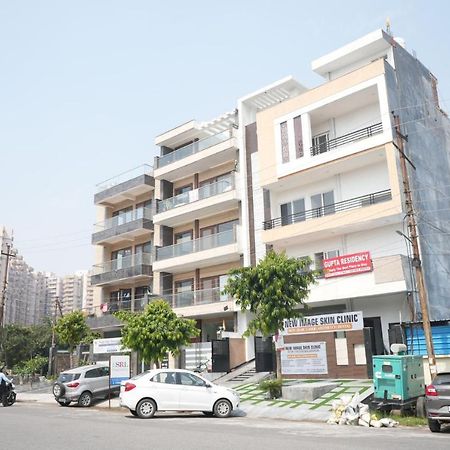 Gupta Residency Near Ajnara Heritage Νόιντα Εξωτερικό φωτογραφία