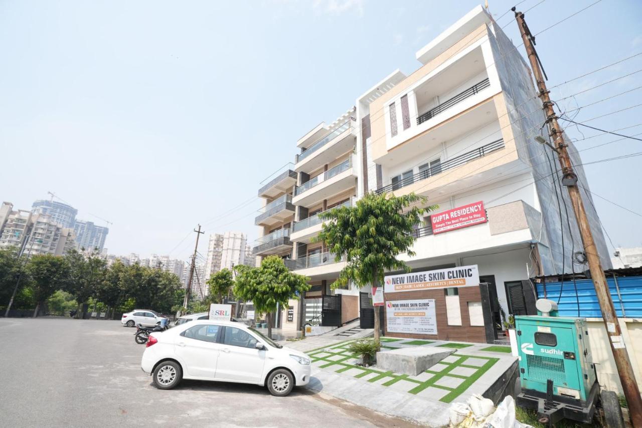 Gupta Residency Near Ajnara Heritage Νόιντα Εξωτερικό φωτογραφία