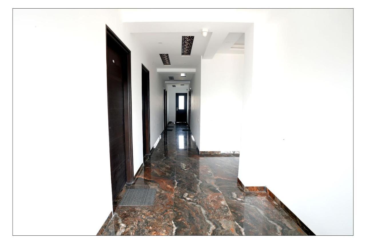 Gupta Residency Near Ajnara Heritage Νόιντα Εξωτερικό φωτογραφία